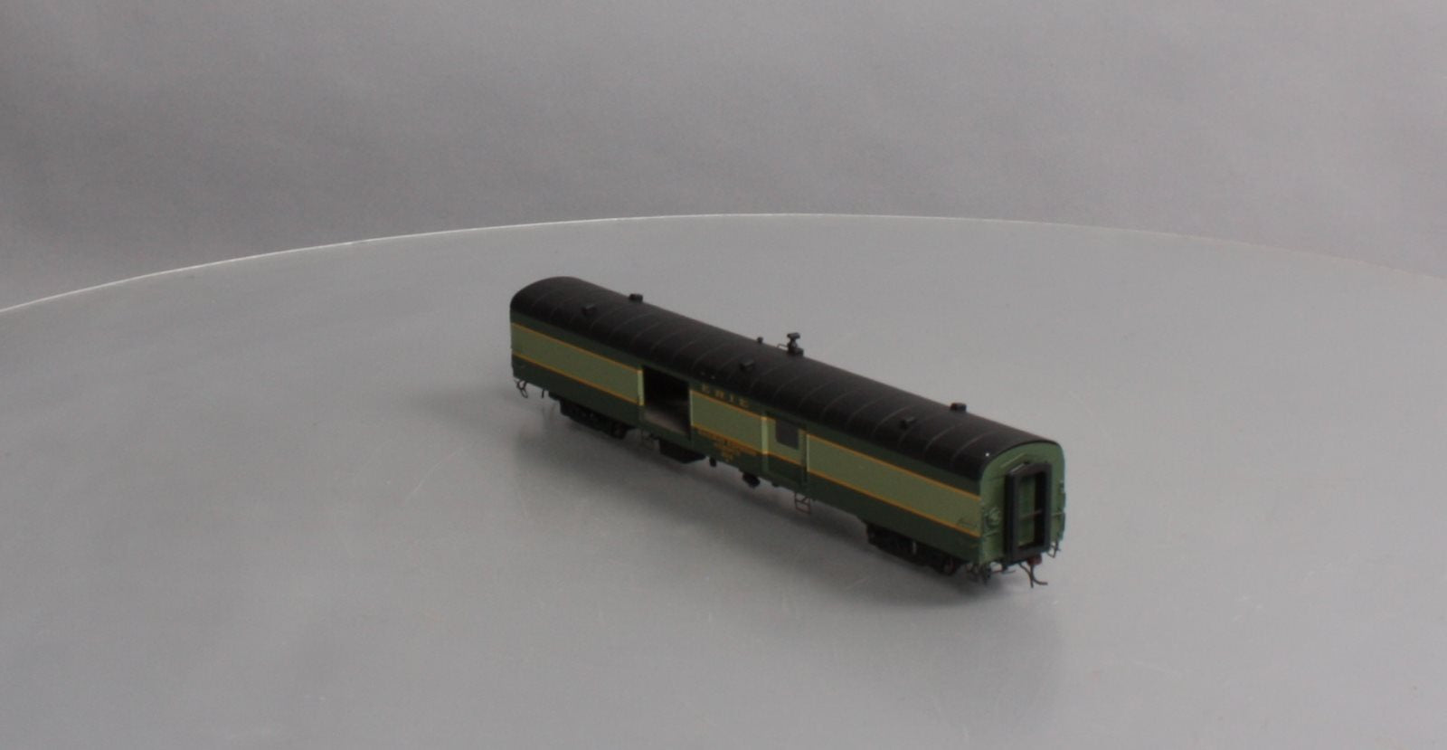 Rapido Trains 106032 HO Erie 73' 6