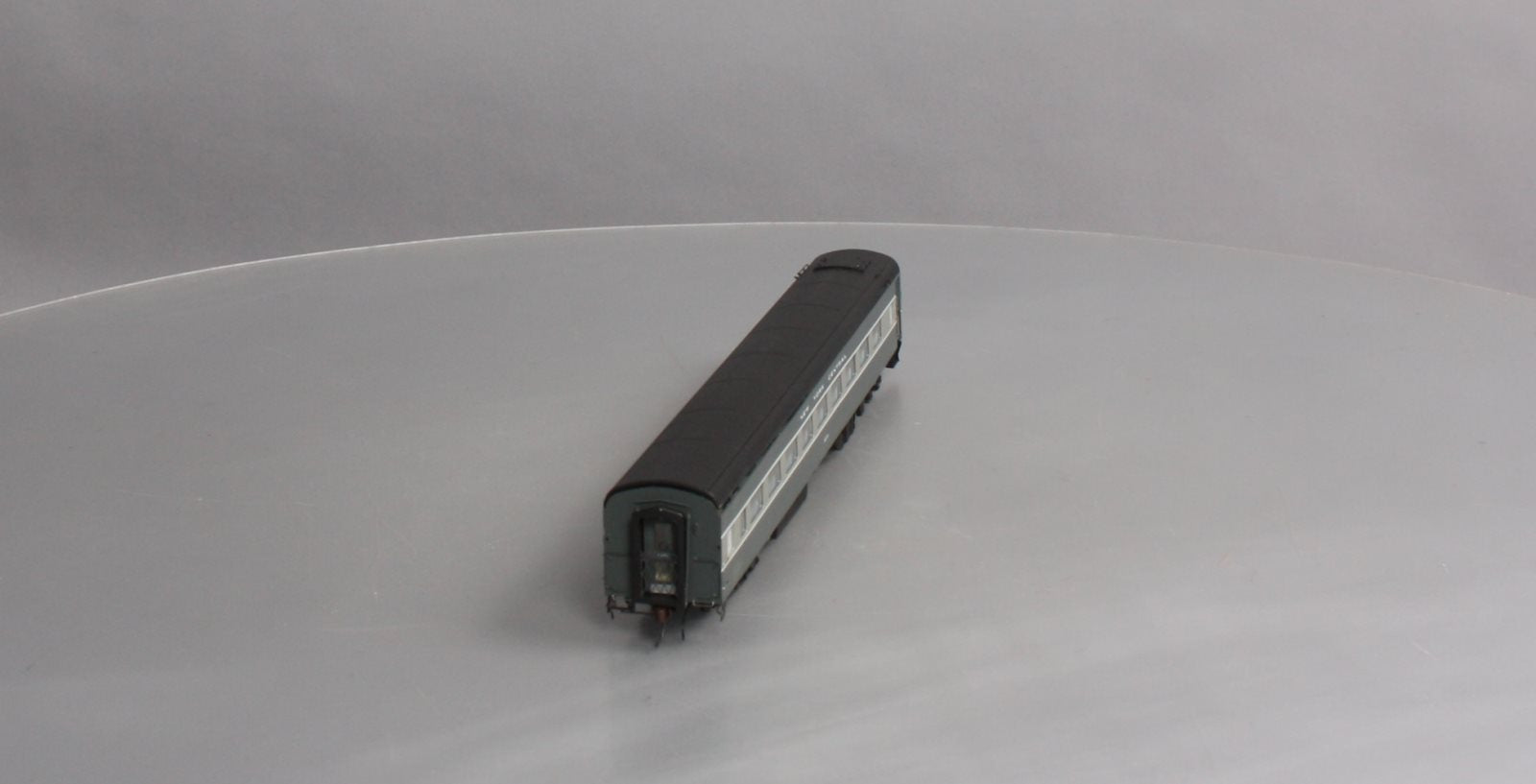 Rapido 100050 HO Scale New York Central Lightweight Coach Passenger Car #2670 NIB
