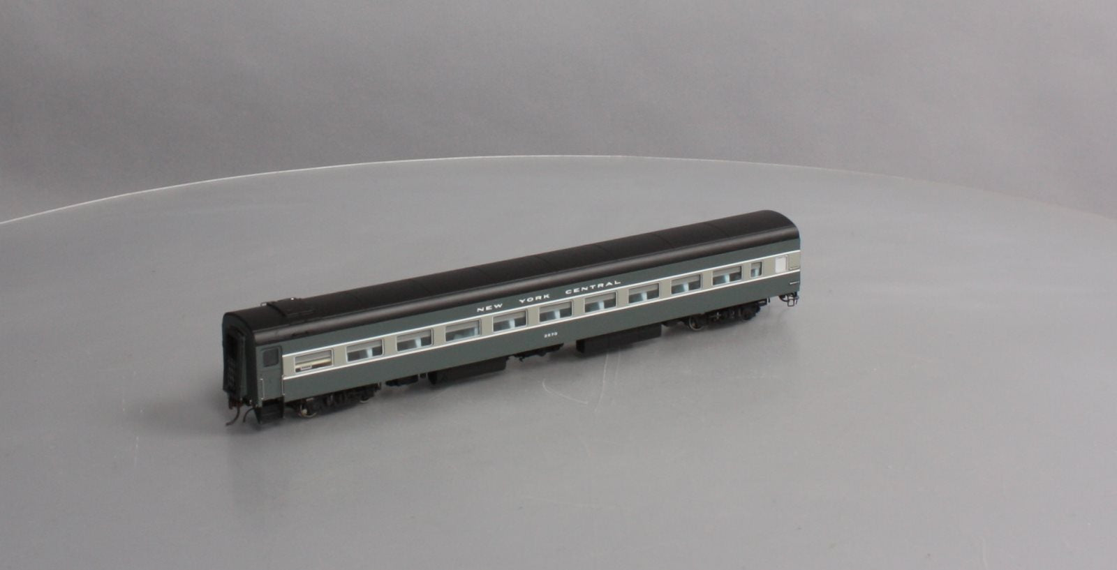 Rapido 100050 HO Scale New York Central Lightweight Coach Passenger Car #2670 NIB
