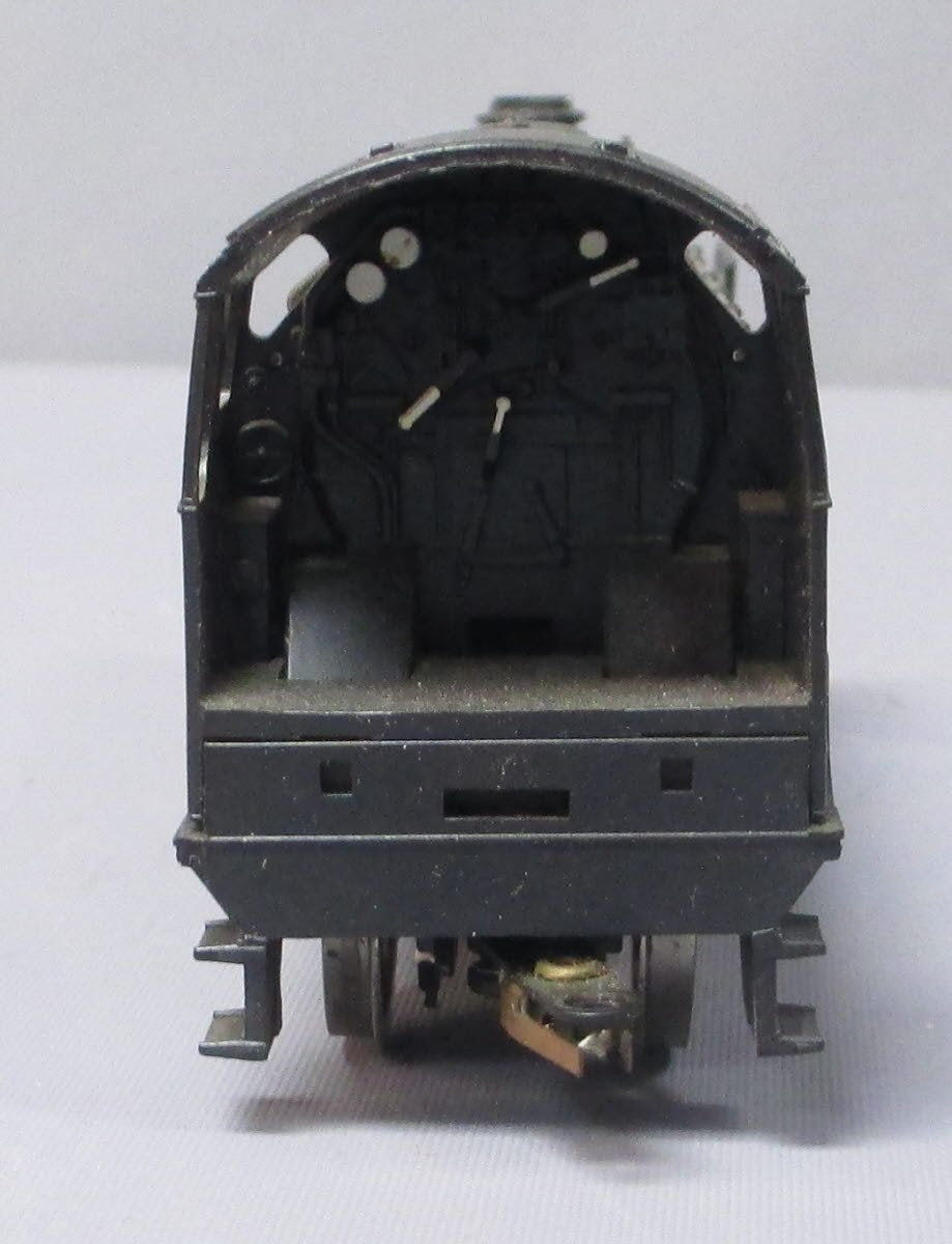 Hornby R817 OO Southern "Eton" 4-4-0 Steam Locomotive #900 EX