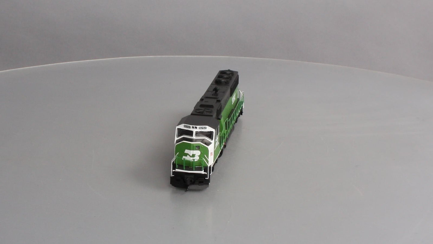 Walthers 910-9714 HO EMD SD60M Diesel Locomotive #9292