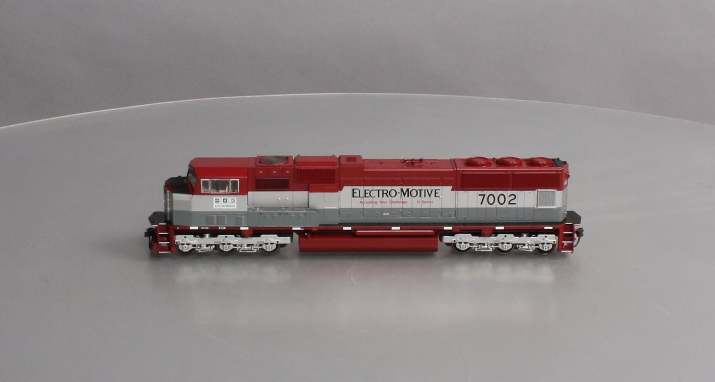 Athearn 0G6118 HO Scale Electro-Motive SD70M Diesel Locomotive #7002 LN/Box