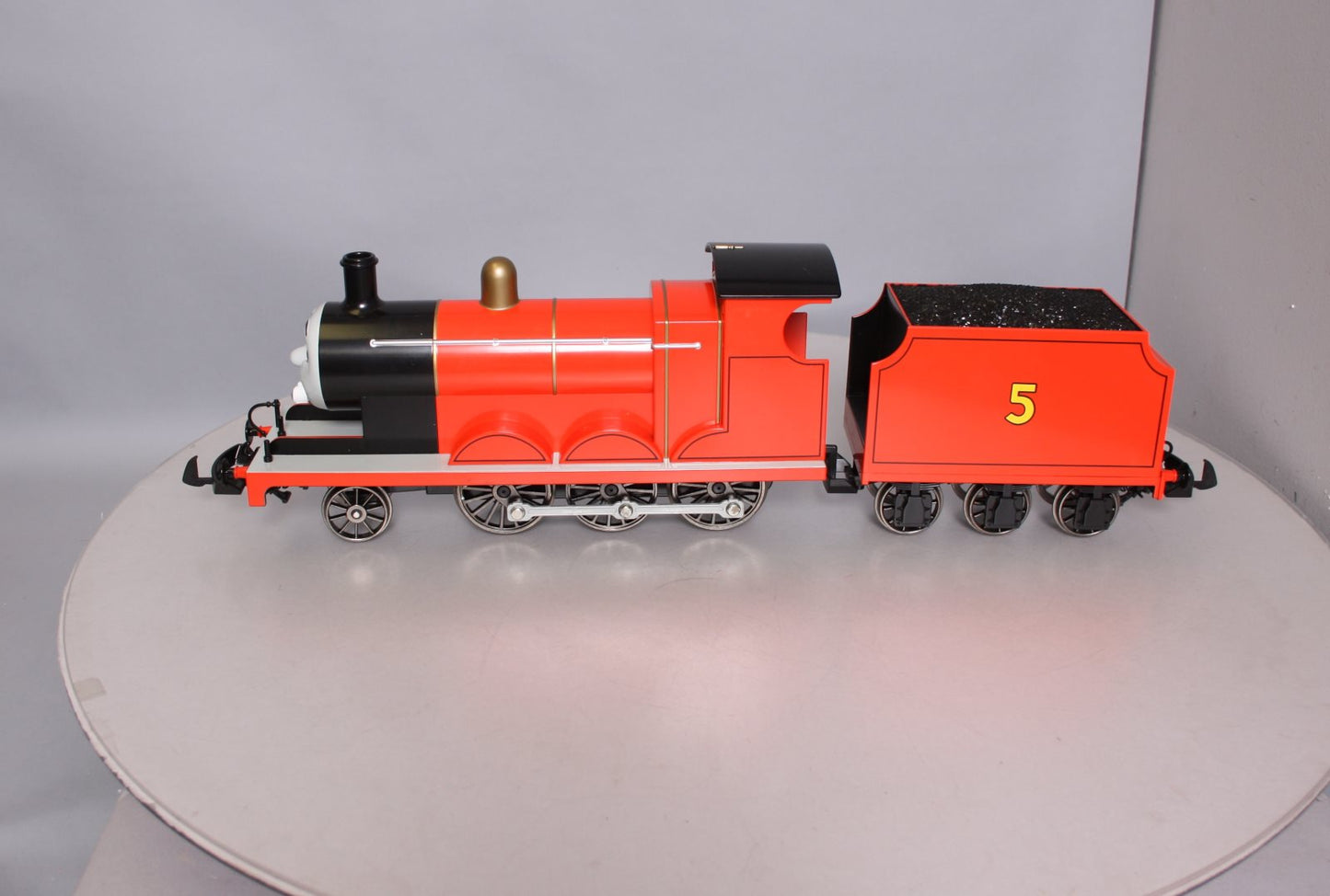 Bachmann 91403 G Scale Thomas & Friends James The Red Engine