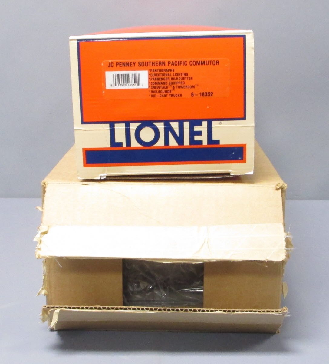 Lionel 6-18352 O Southern Pacific JC Penny Commuter Car with Display Case #1214 LN/Box