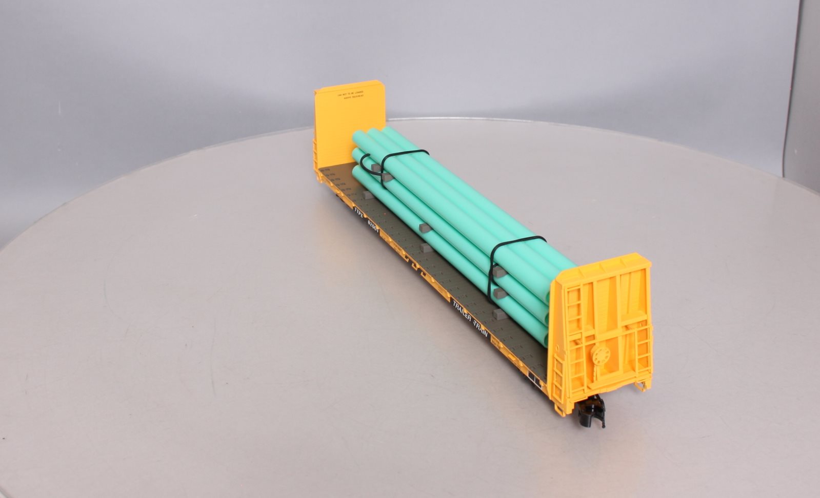Atlas 2001722S O Gauge Trailer Train Bulkhead Flatcar #82004 (3-Rail) LN/Box