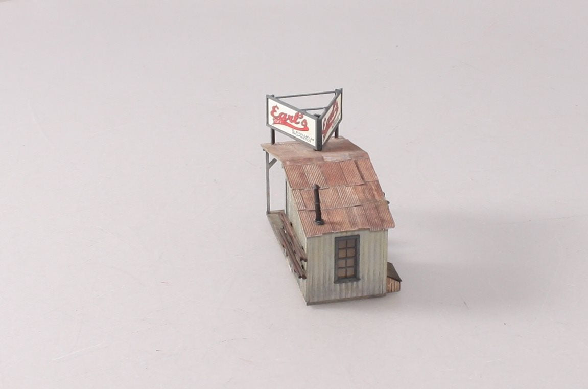 Bar Mills 0802 HO Earls Oil Co. Laser Cut Building - Assembled