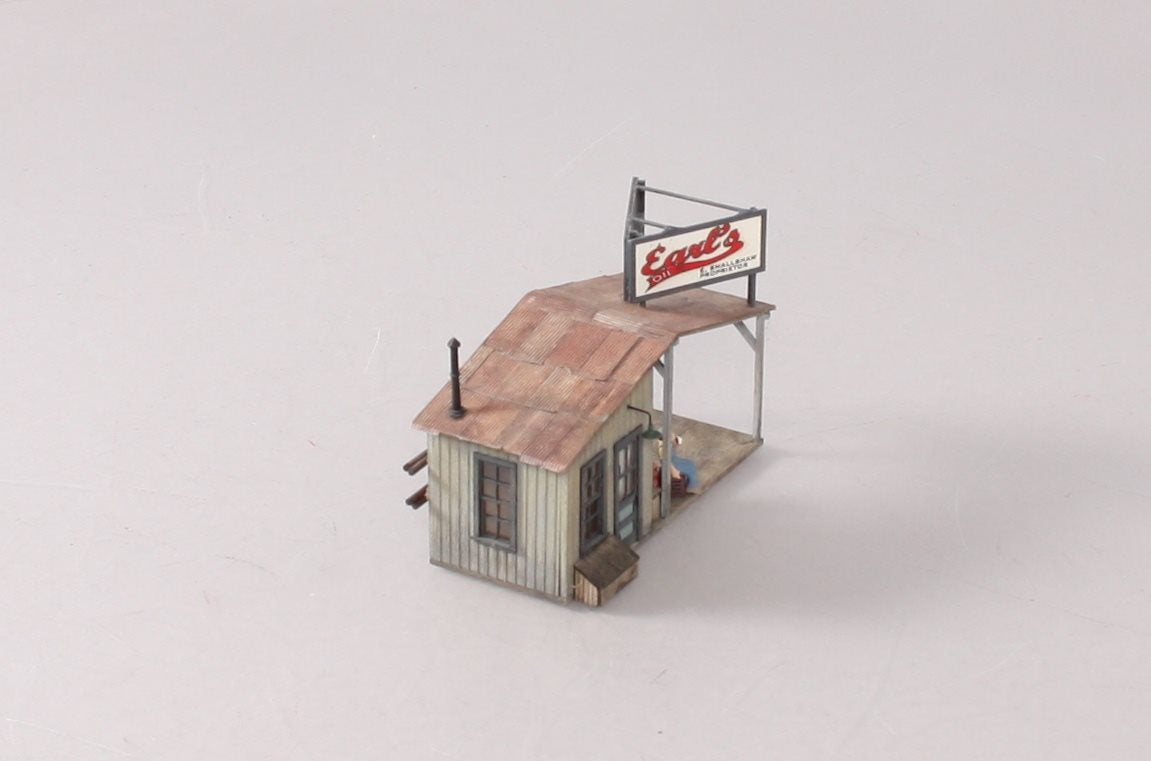Bar Mills 0802 HO Earls Oil Co. Laser Cut Building - Assembled