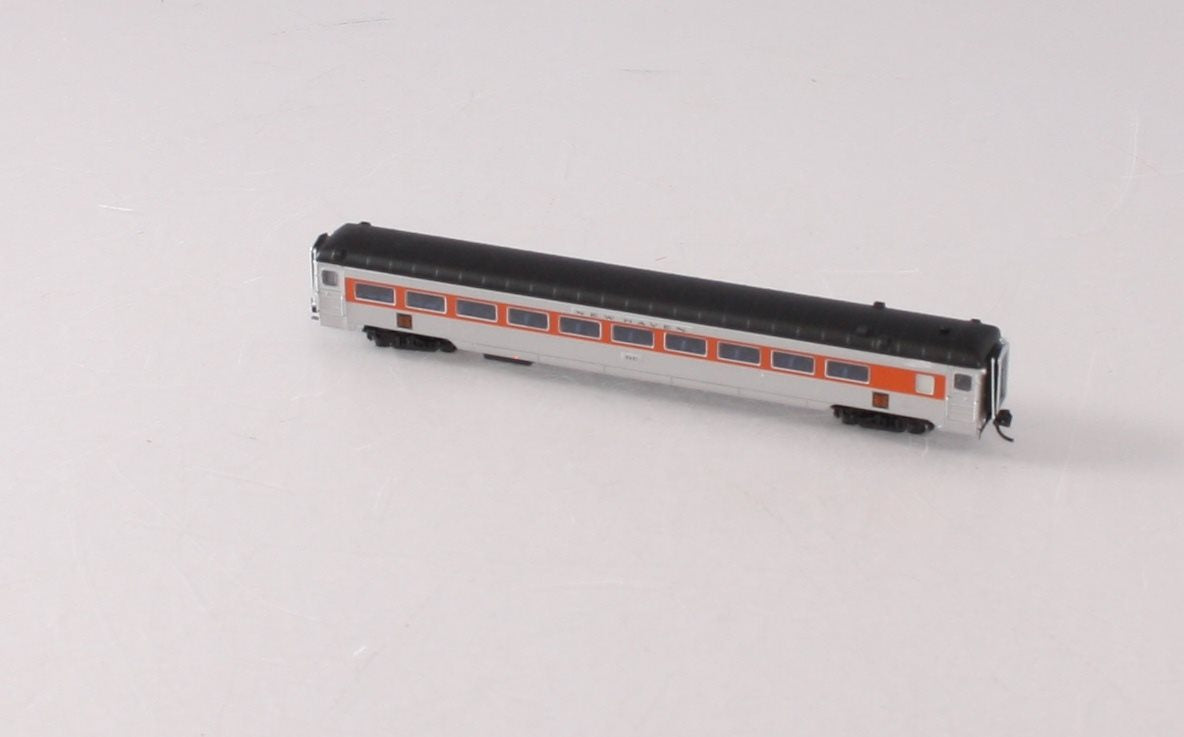 Rapido Trains 517012 N New Haven McGinnis Scheme 8600-Series Coaches #8681