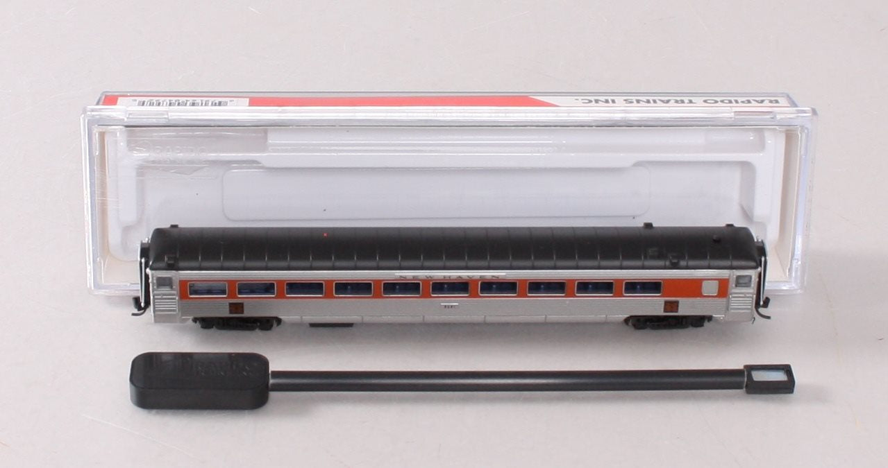 Rapido Trains 517012 N New Haven McGinnis Scheme 8600-Series Coaches #8681