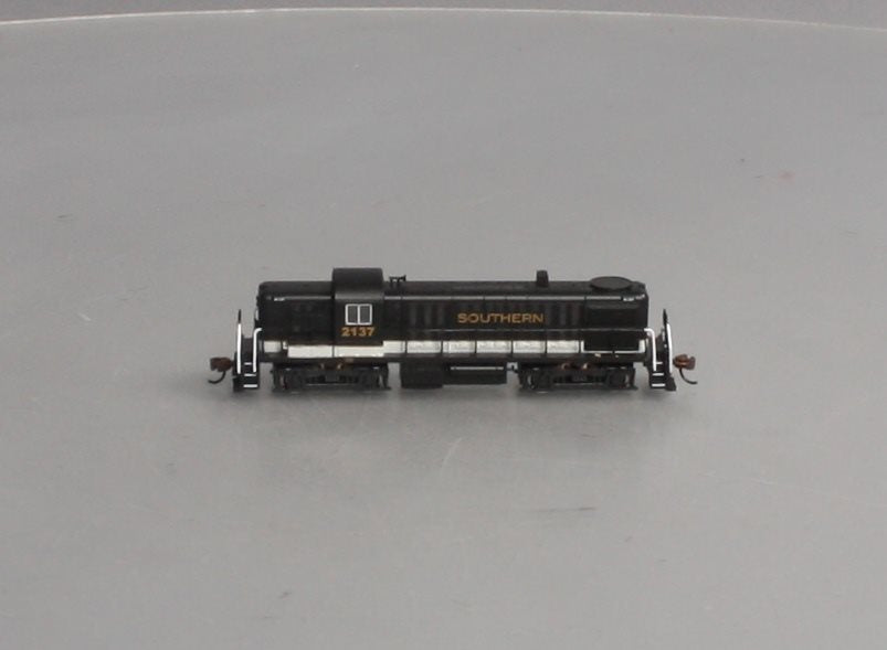 Bachmann 64254 N Scale Southern ALCO RS3 Diesel Locomotive #2137 w/ DCC