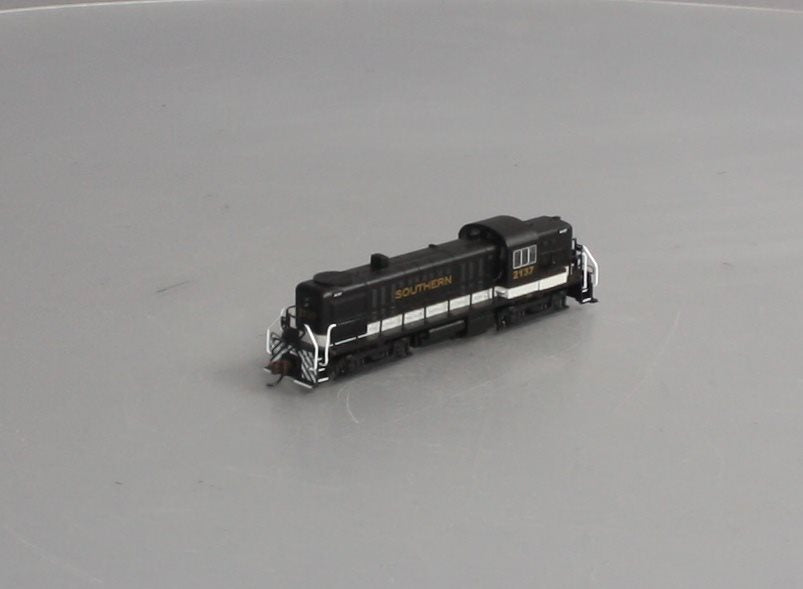 Bachmann 64254 N Scale Southern ALCO RS3 Diesel Locomotive #2137 w/ DCC