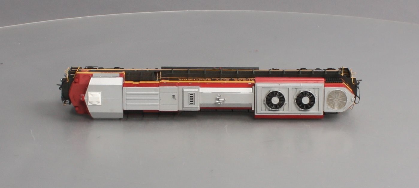Athearn G68516 HO Scale KCS SD70ACe Diesel Engine #4037