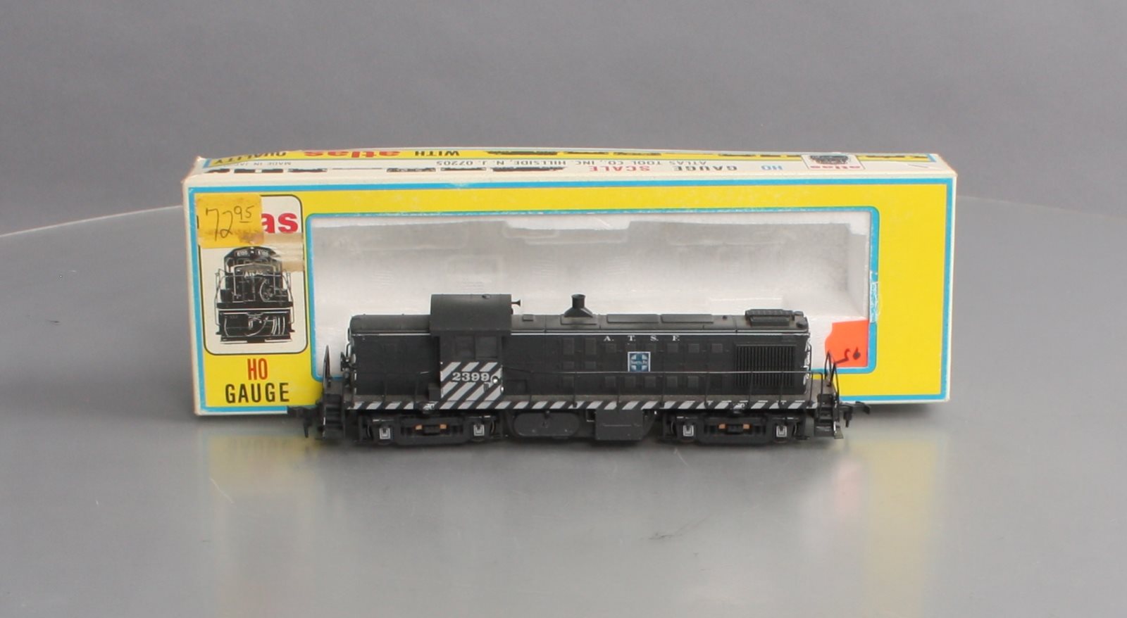 Atlas 8116 HO Scale A.T.S.F. Santa Fe RS-1 Diesel Locomotive #2399