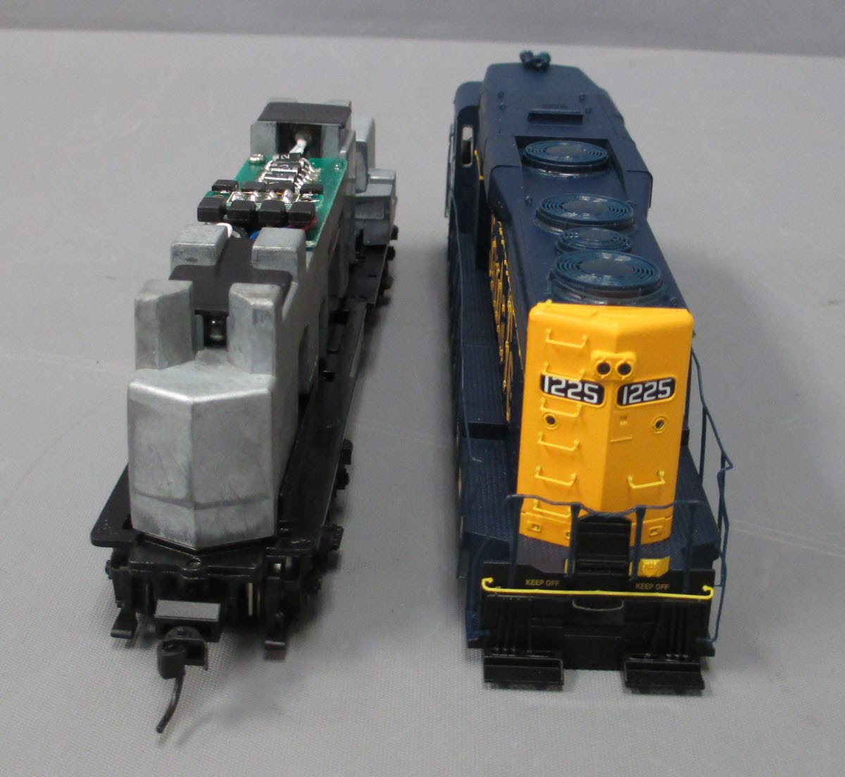 Proto 2000 21536 HO AT&SF GP30 Diesel Locomotive #1225 LN/Box