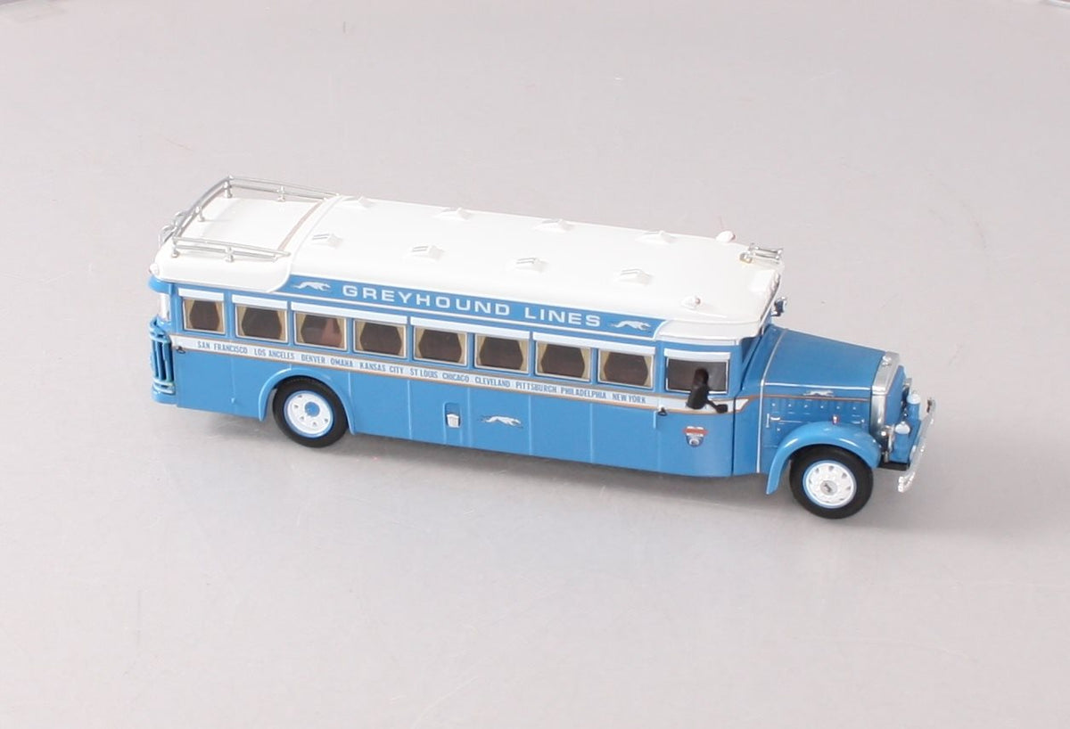 Iconic Replicas 621748 1:50 Scale Blue & White 1931 Grehound Lines Parlor Coach