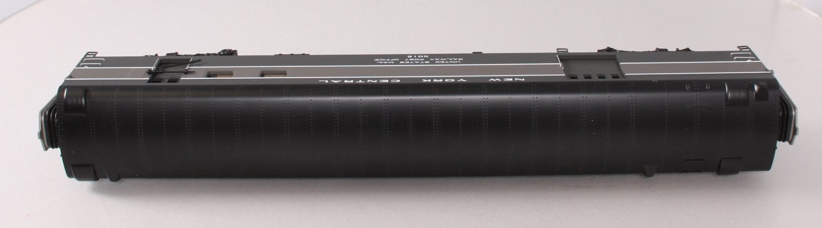 MTH 20-68283 O New York Central 70' Streamlined RPO Passenger Car LN/Box