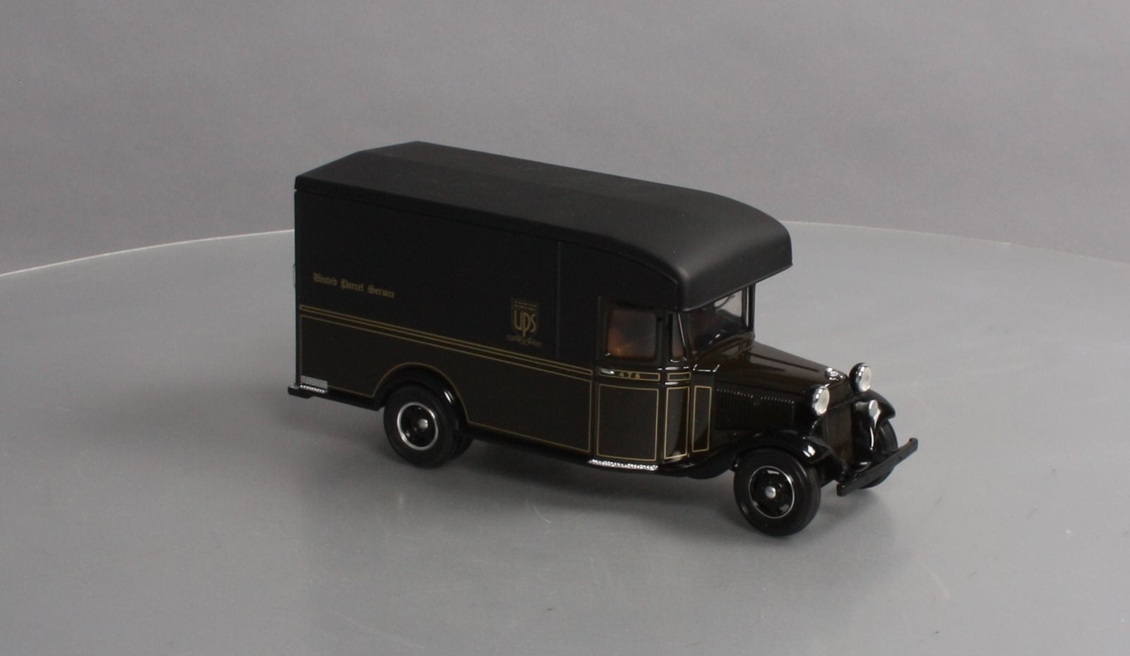 Corporate Express UP1834 1:28 Scale UPS 1934 Ford Delivery Van