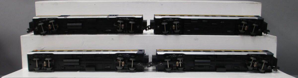 MTH 30-67005 O C&O RailKing 60' Streamlined ABS Passenger Set (Set of 4) EX/Box
