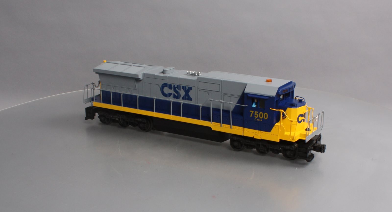 Lionel 6-18214 O Gauge CSX Dash 8 Diesel Locomotive with Horn #7500 EX/Box
