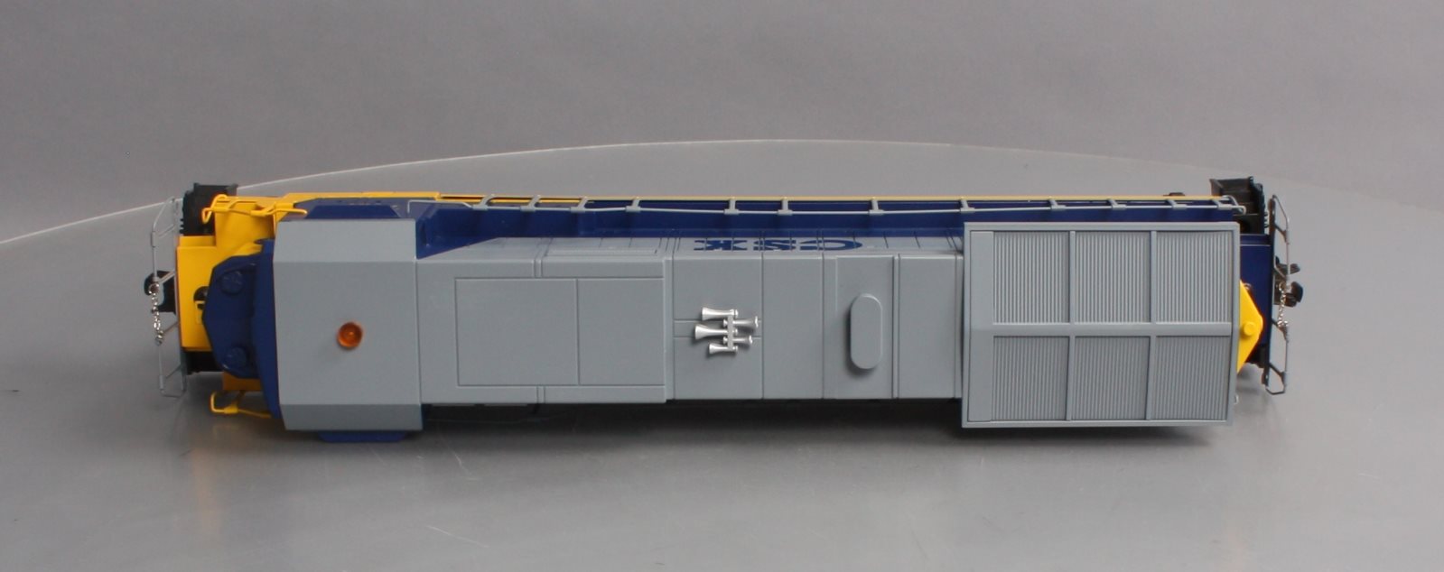 Lionel 6-18214 O Gauge CSX Dash 8 Diesel Locomotive with Horn #7500 EX/Box