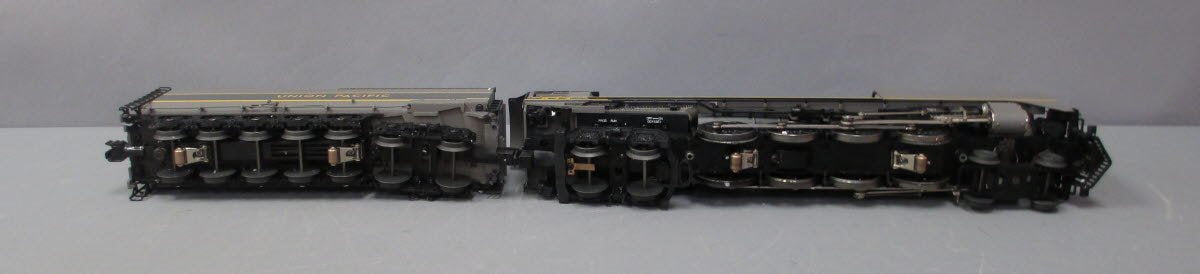 Lionel 6-11116 O UP 4-8-4 FEF3 Northern Greyhound Steam Locomotive & Tender #844