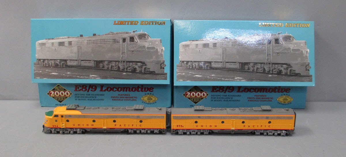 Proto 2000 30825 HO Scale Union Pacifc E8/9 AB Diesel Unit Set #954/973B NIB