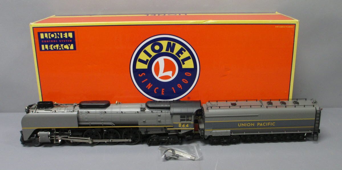 Lionel 6-11116 O UP 4-8-4 FEF3 Northern Greyhound Steam Locomotive & Tender #844