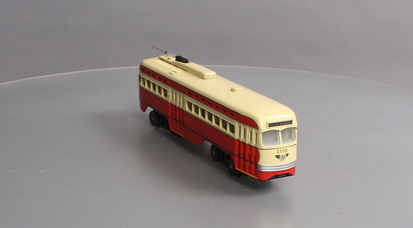 MTH 30-2505-1 O Gauge Pittsburgh PCC Electric Street Car w/PS1 #1713 LN/Box