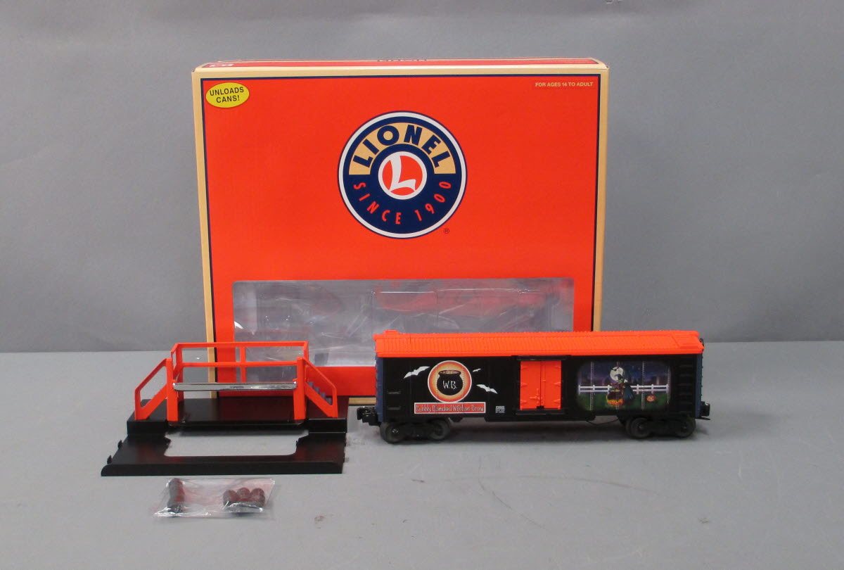 Lionel 6-29882 O Gauge Witches Operating Brew Car with Platform LN/Box