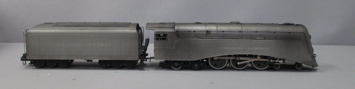 Lionel 6-18067 O Gauge Weathered NYC Commodore Vanderbilt Engine & Tender MT/Box