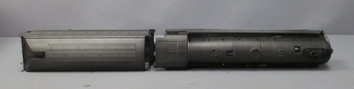 Lionel 6-18067 O Gauge Weathered NYC Commodore Vanderbilt Engine & Tender MT/Box