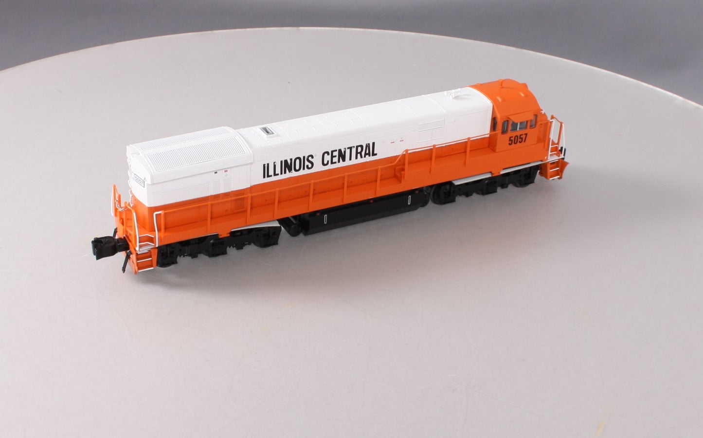 American Flyer 6-42514 S Scale Illinois Central U33C Diesel Locomotive #5057 EX/Box