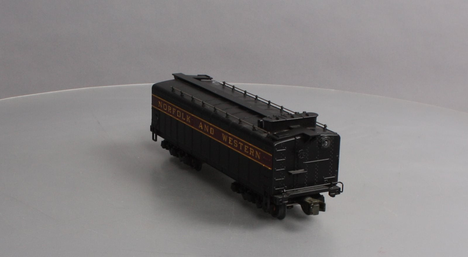MTH 20-3126 O Gauge Norfolk & Western J-Class Auxiliary Water Tender LN/Box