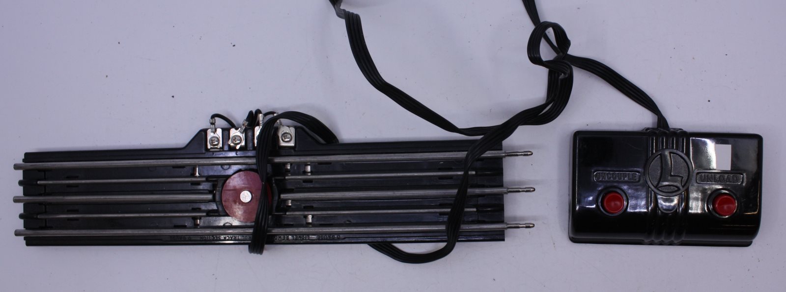 Lionel 5530-2 O Gauge UCS Track with Control Tested