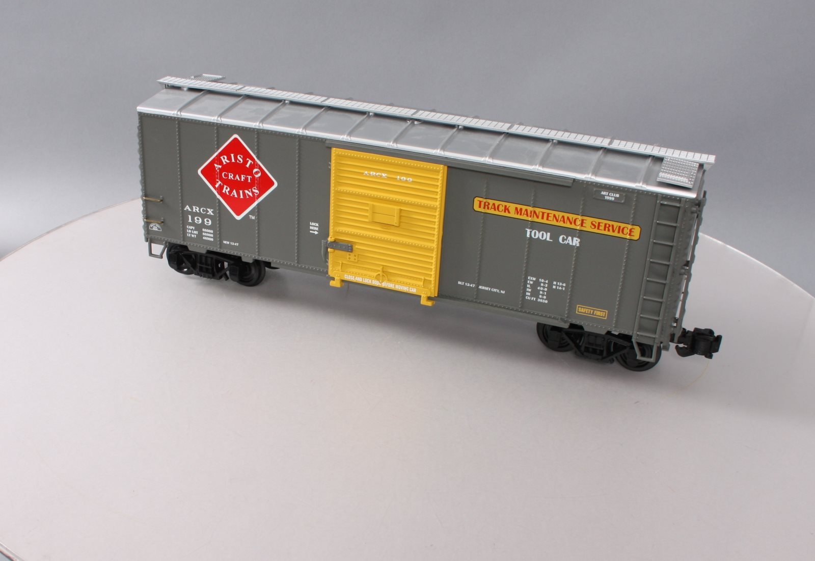 Aristo-Craft 46099 Aristo-Craft Track Maintenance Boxcar w/Plastic Wheels NIB