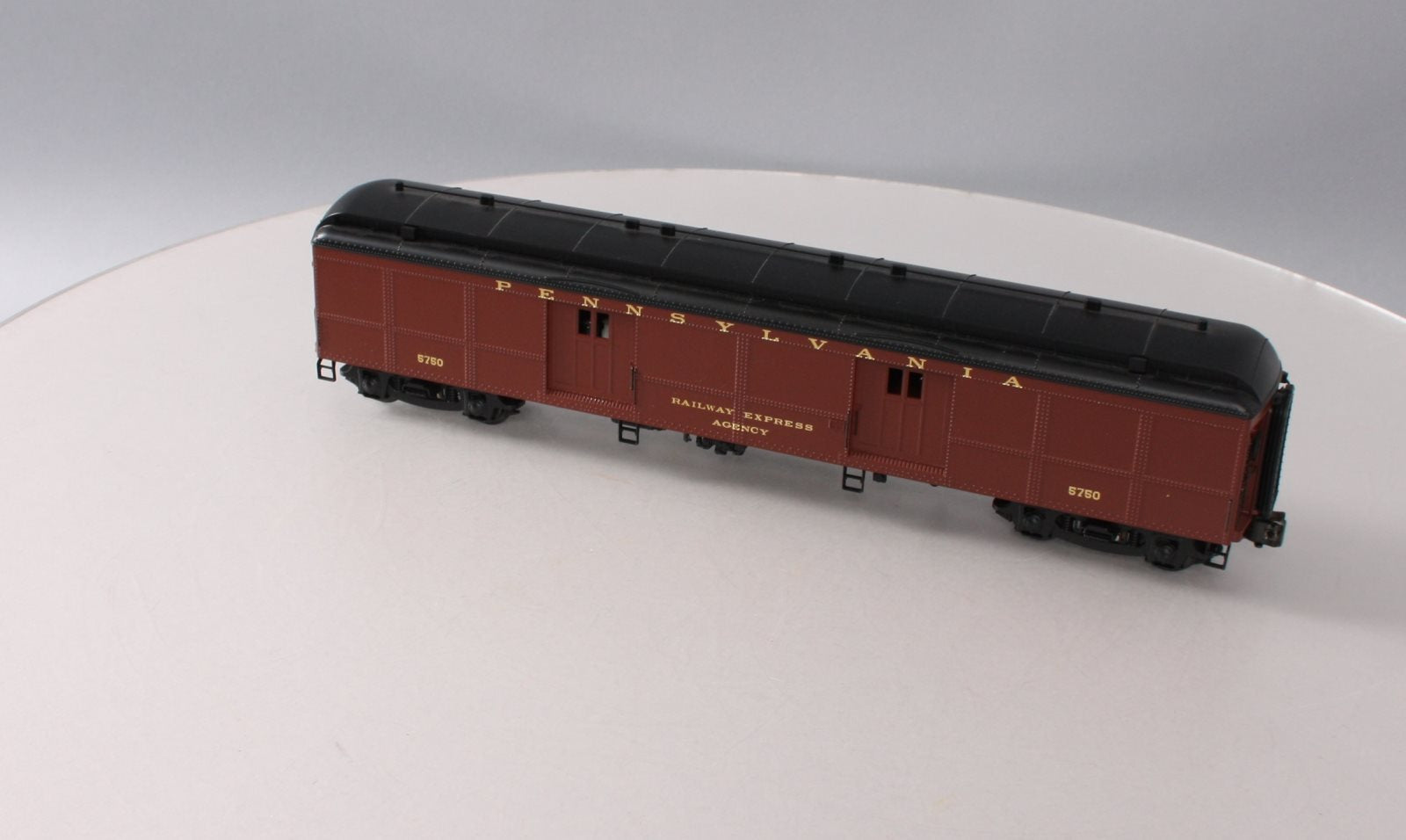 Weaver G22601LD Pennsylvania RR B60b Baggage/Mail Car #5750 (3Rail) LN/Box
