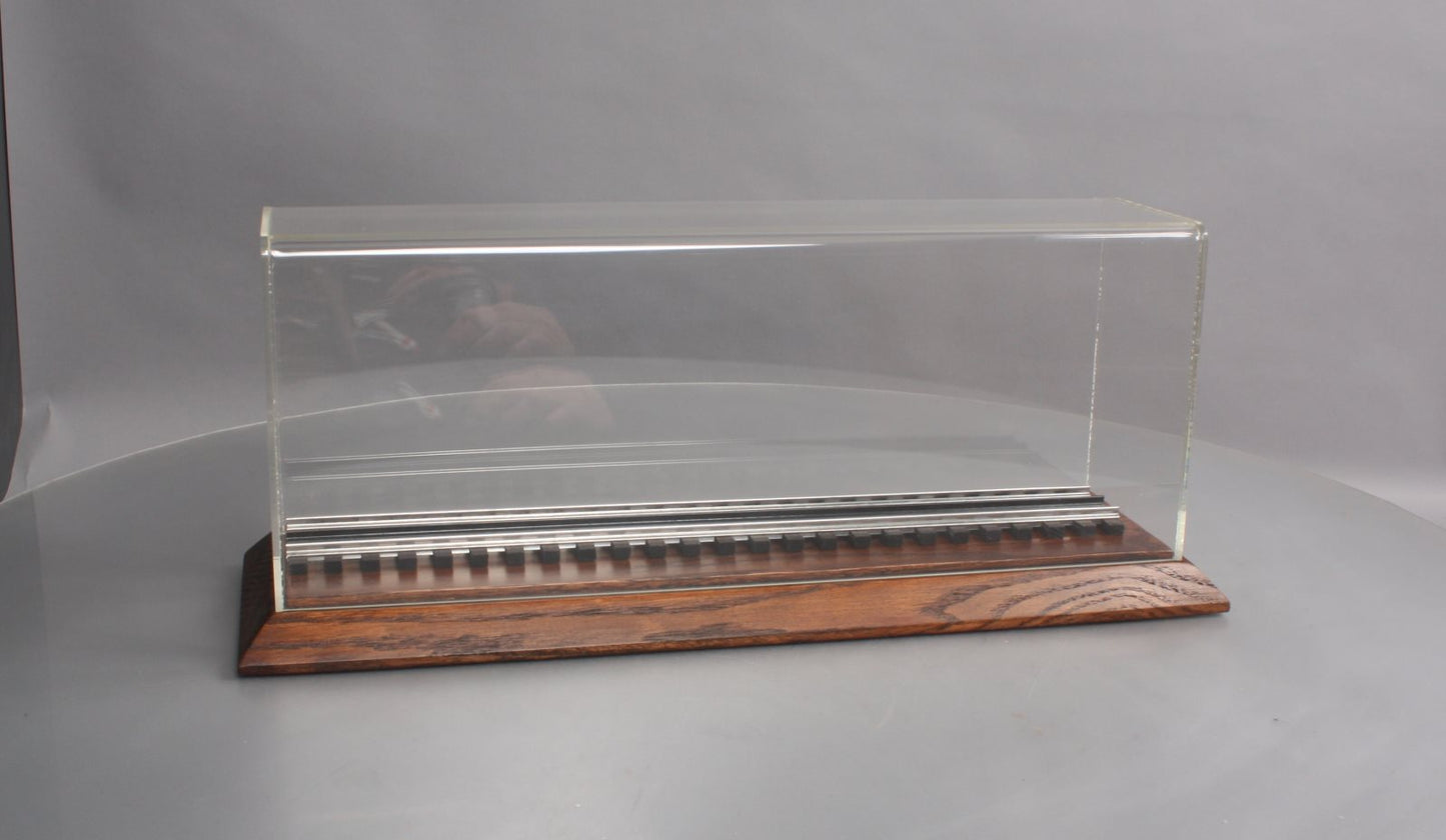 Lionel 06-809-6000 O Gauge 16" Display Case LN/Box