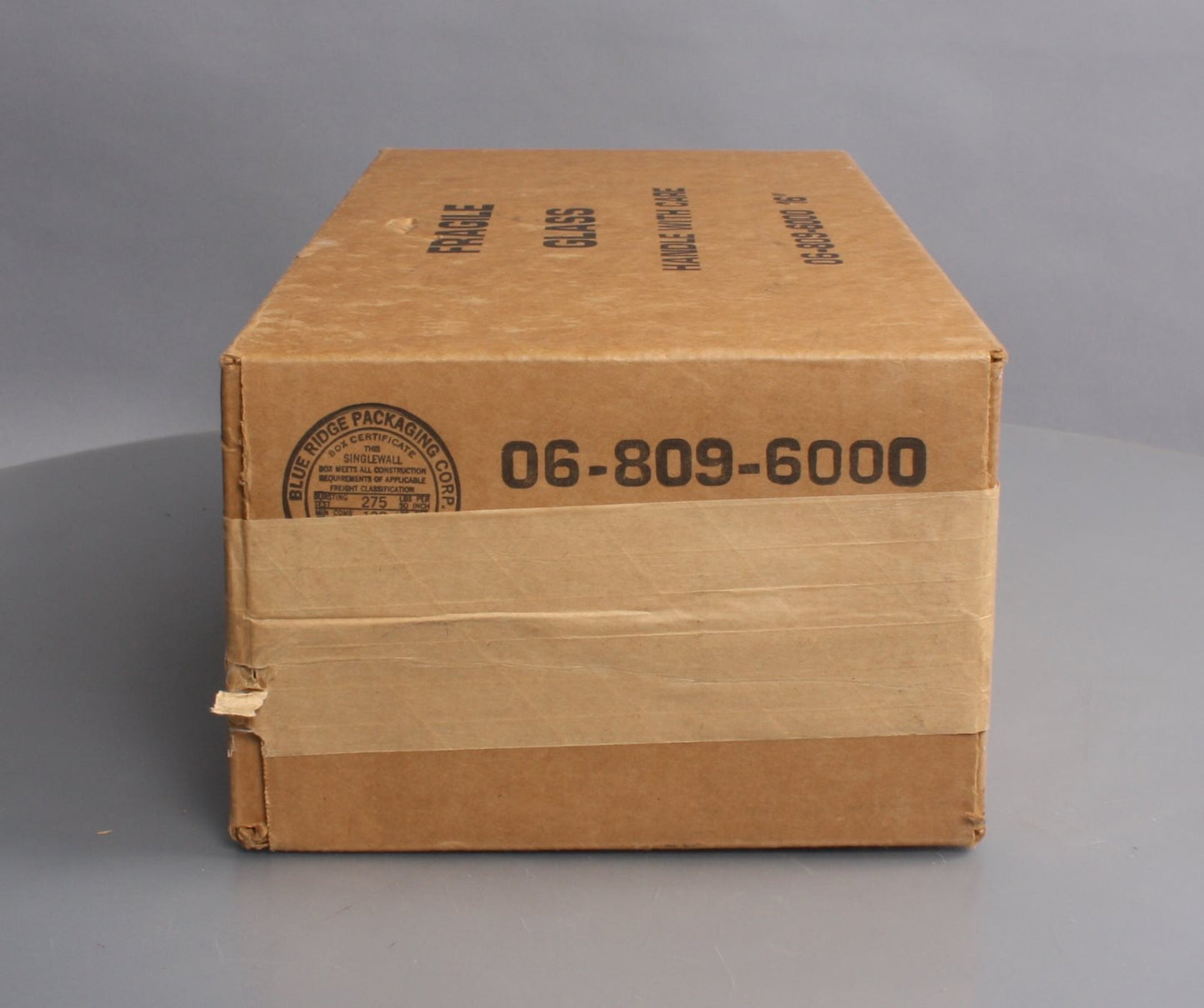 Lionel 06-809-6000 O Gauge 16" Display Case LN/Box