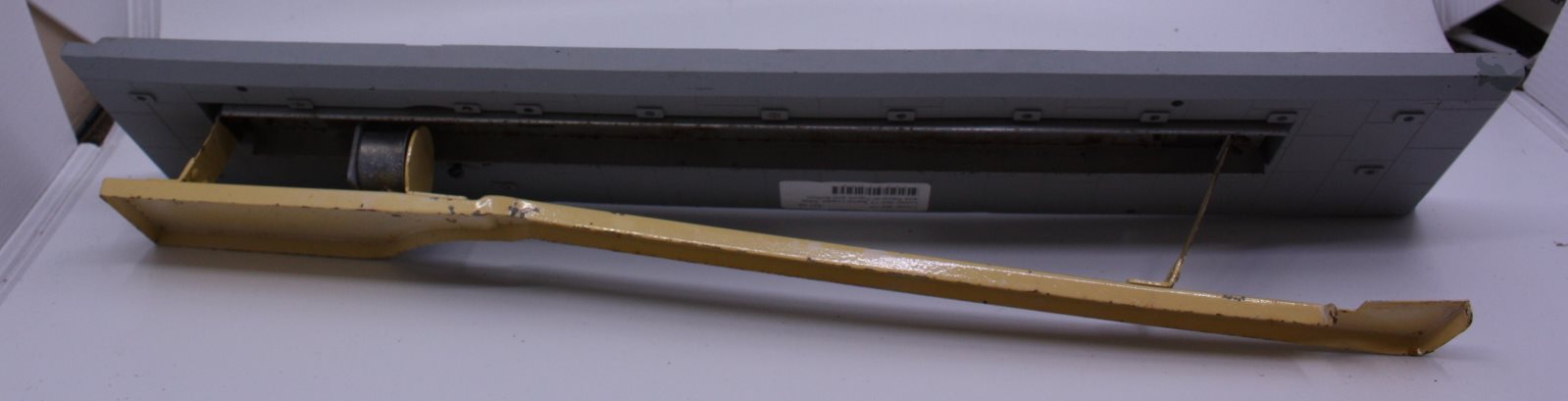 Lionel 362-1X Barrel Loader Base and Ramp w/ Figure and Bottom Plate Attached