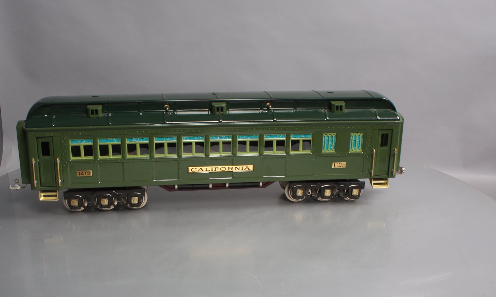 Lionel 6-13404 Standard Gauge California Passenger Car NIB