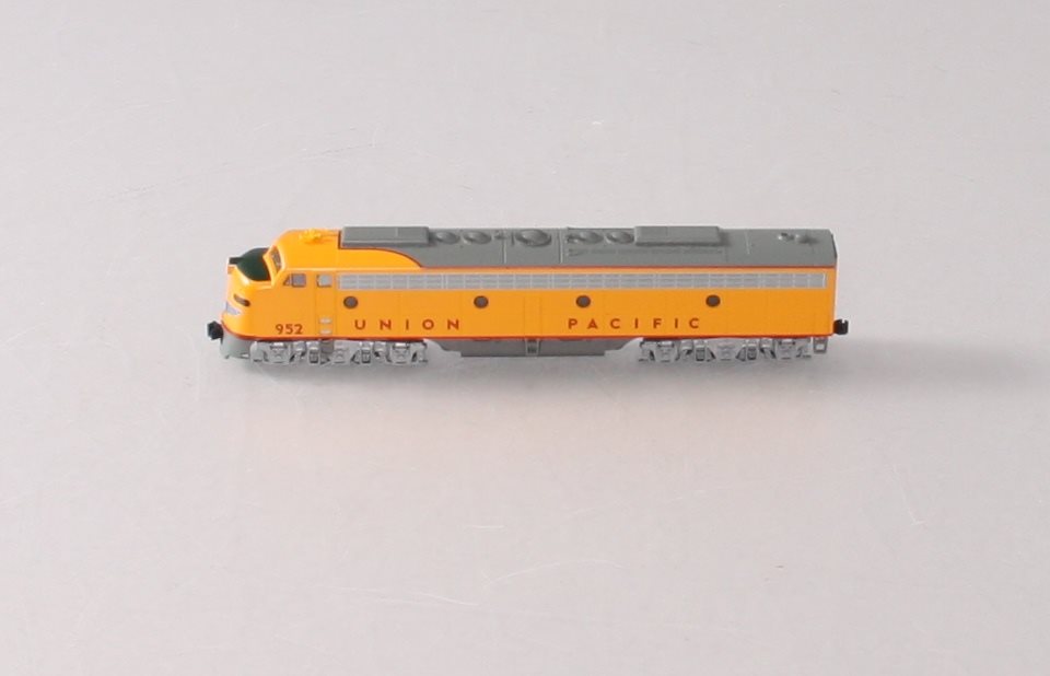 Kato 176-5316 N Scale Union Pacific EMD E9A Diesel