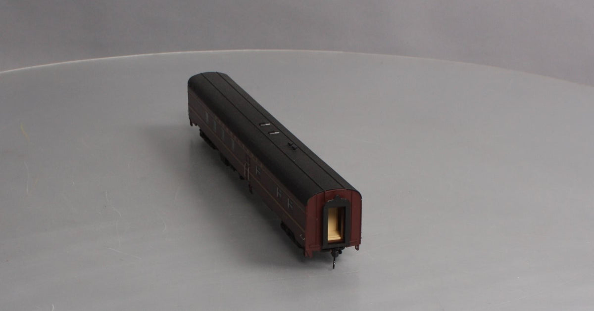 Walthers 920-9256 HO Pennsylvania 85' Budd Kitchen-Dormitory Car #4615 LN/Box