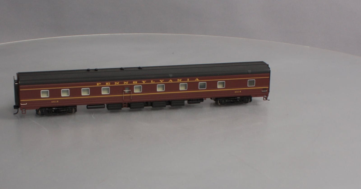 Walthers 920-9256 HO Pennsylvania 85' Budd Kitchen-Dormitory Car #4615 LN/Box