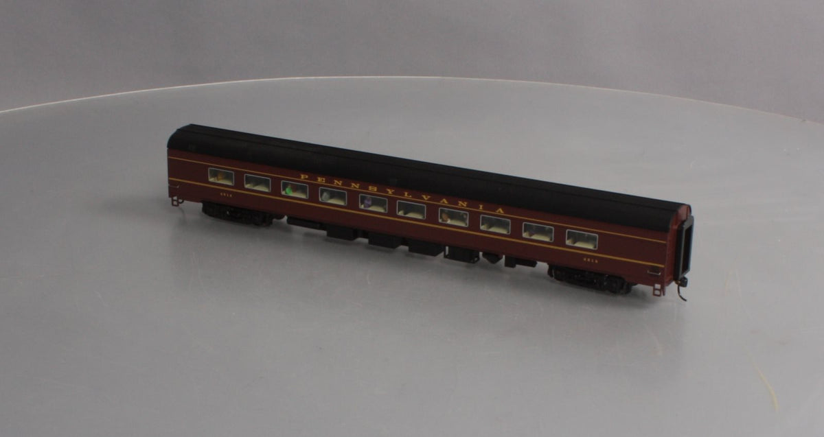 Walthers 920-9255 HO Pennsylvania 85' Budd 68-Seat Diner Car #4614 LN/Box