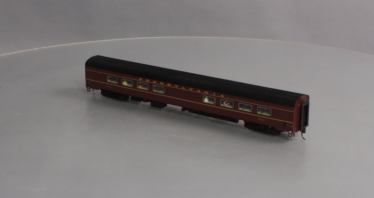Walthers 920-9255 HO Pennsylvania 85' Budd 68-Seat Diner Car #4614 LN/Box