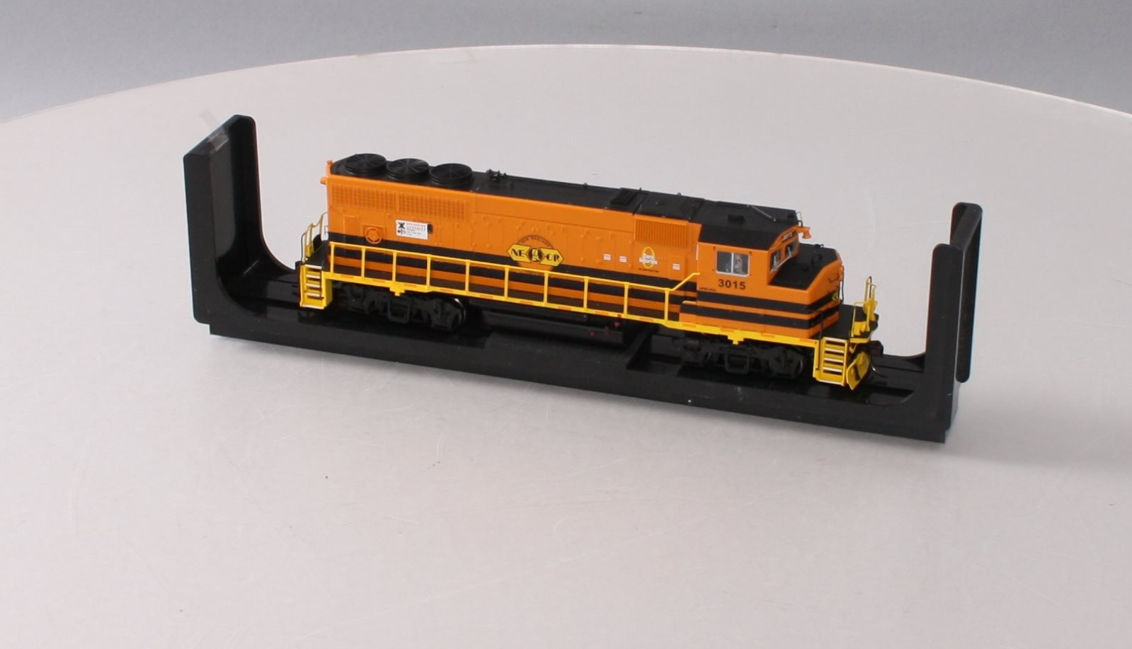 Atlas 10002715 HO New England Central GP40-2W Loco with Sound #3015