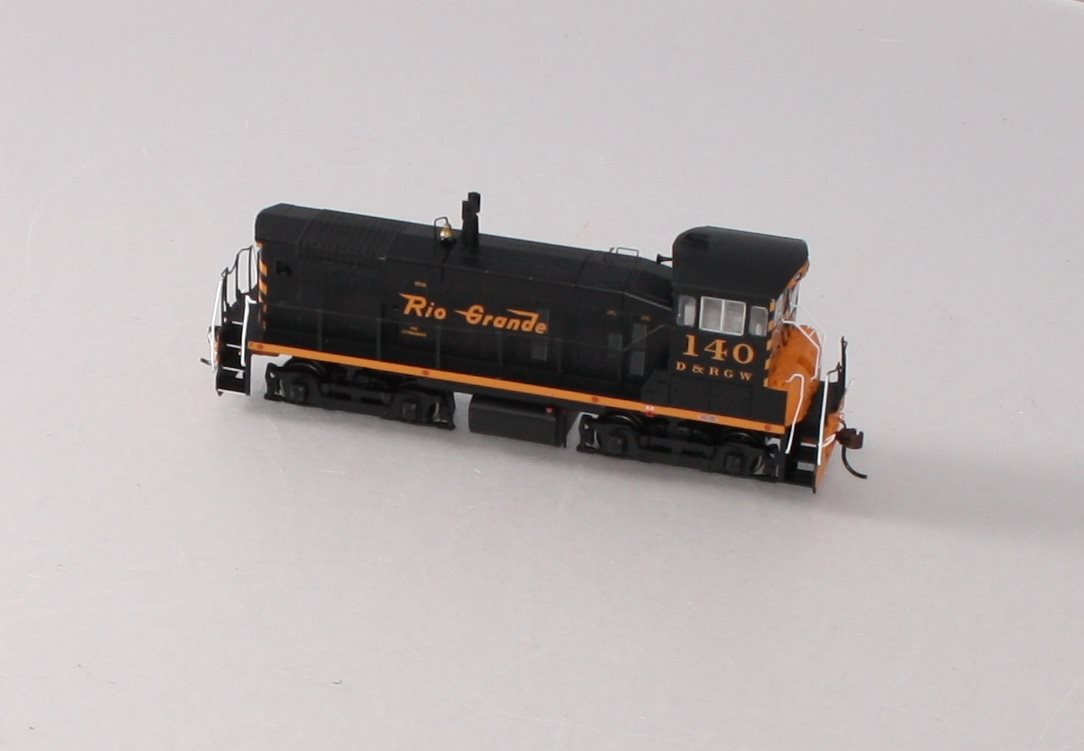 Athearn 98123 HO Denver & Rio Grande Western SW1000 Locomotive #140 (DCC Ready) MT/Box