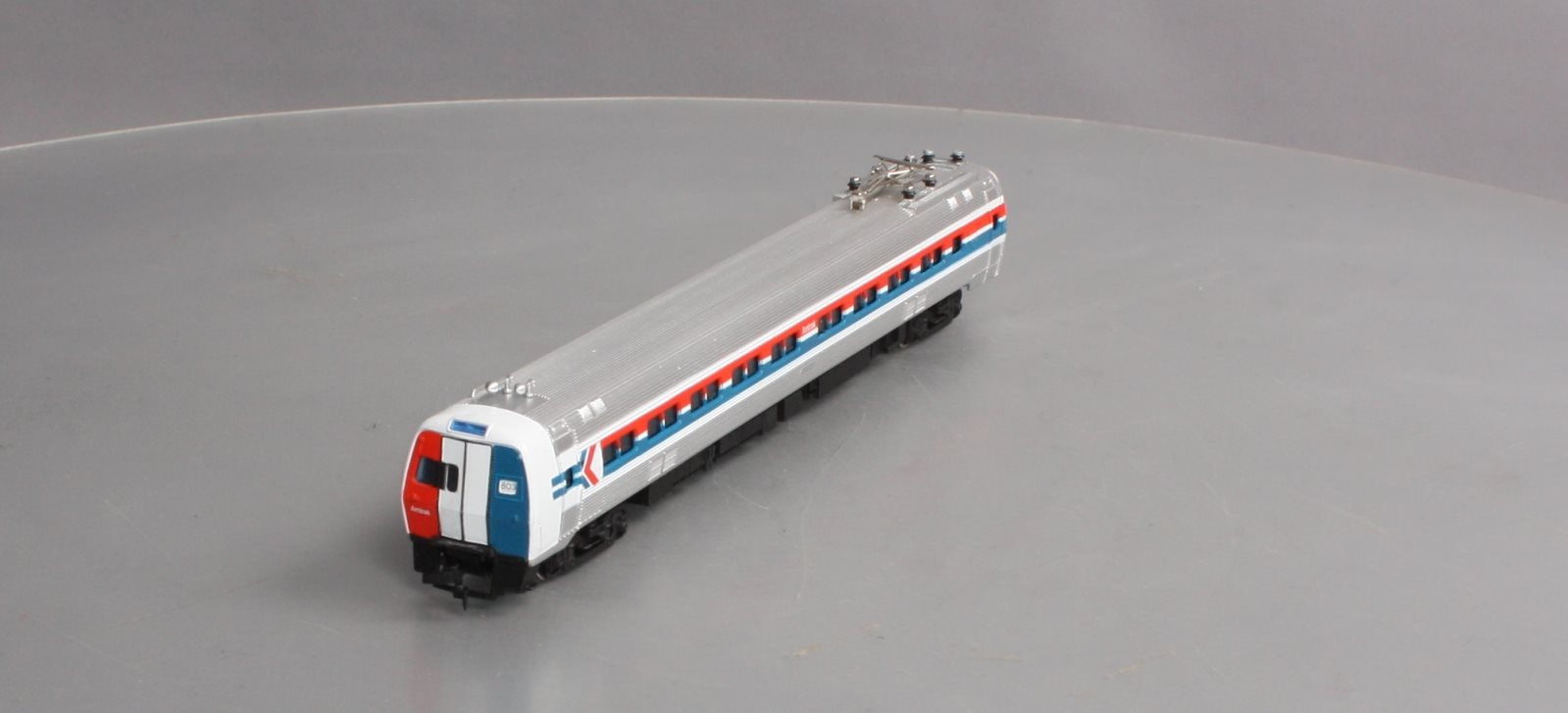Bachmann 1300 HO Amtrak Metroliner Powered Coach EX/Box