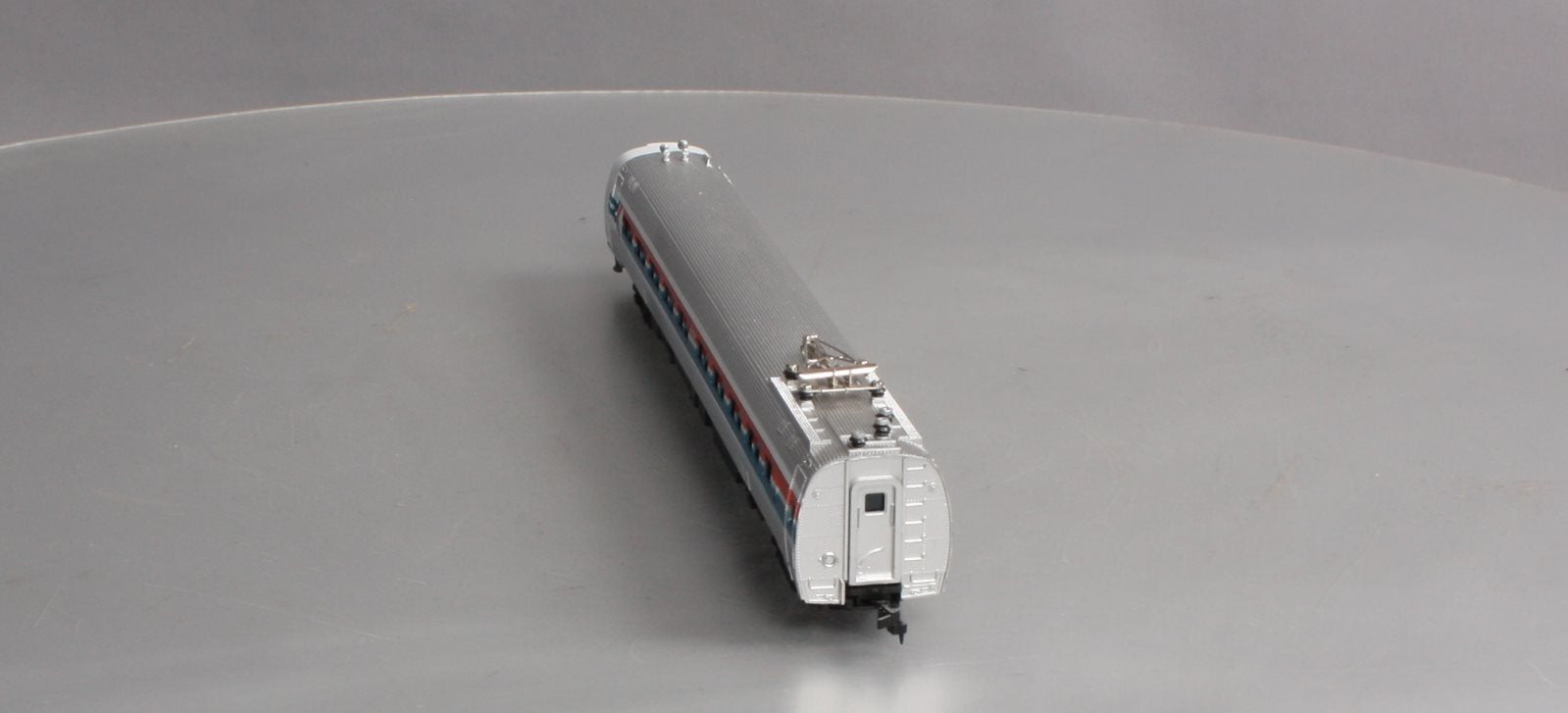 Bachmann 1300 HO Amtrak Metroliner Powered Coach EX/Box