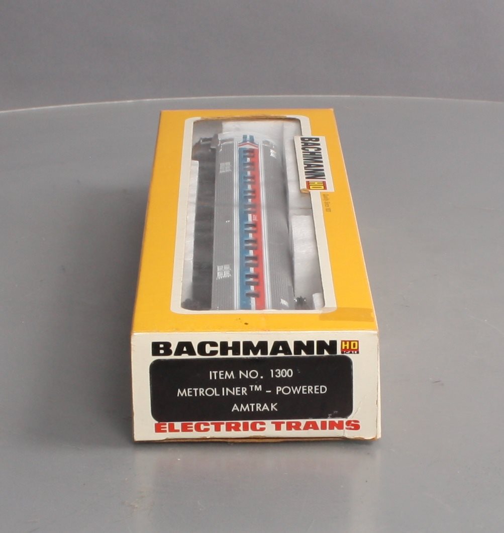Bachmann 1300 HO Amtrak Metroliner Powered Coach EX/Box